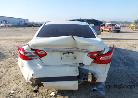 2017 Nissan Altima 2.5 z USA, uszkodzony, nr VIN 1N4AL3AP4HC159564